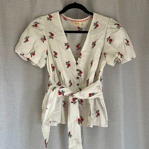 Anthropologie Maeve puff sleeve top with flower design